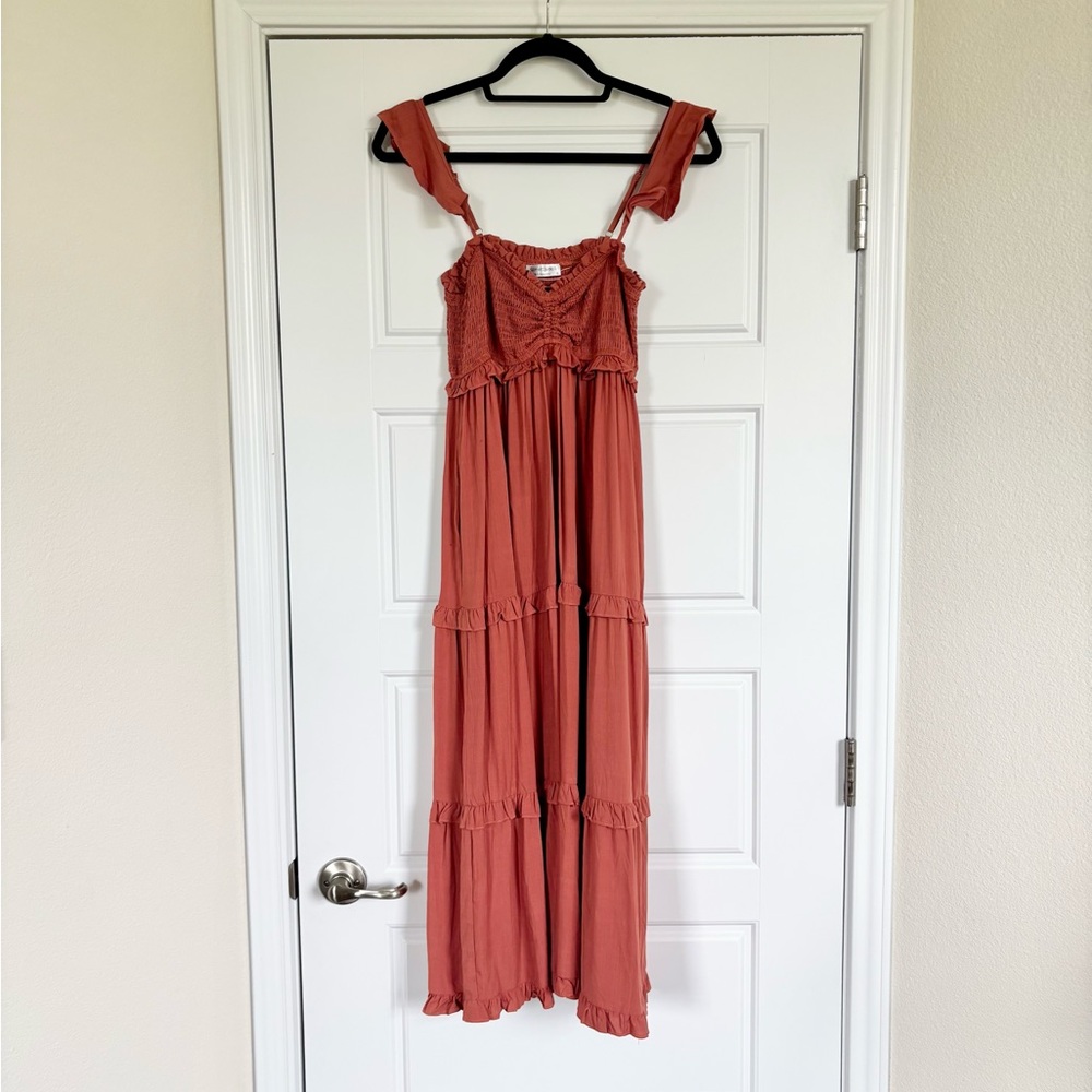 Smocked Top Tiered Rust Maxi Dress, S